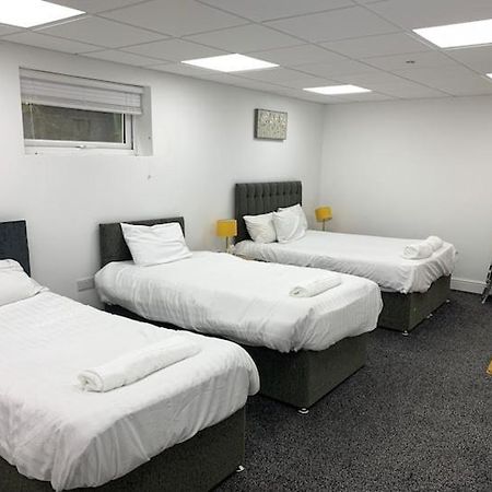 Huge Studio Close To City Centre With Free Secure Parking リーズ エクステリア 写真